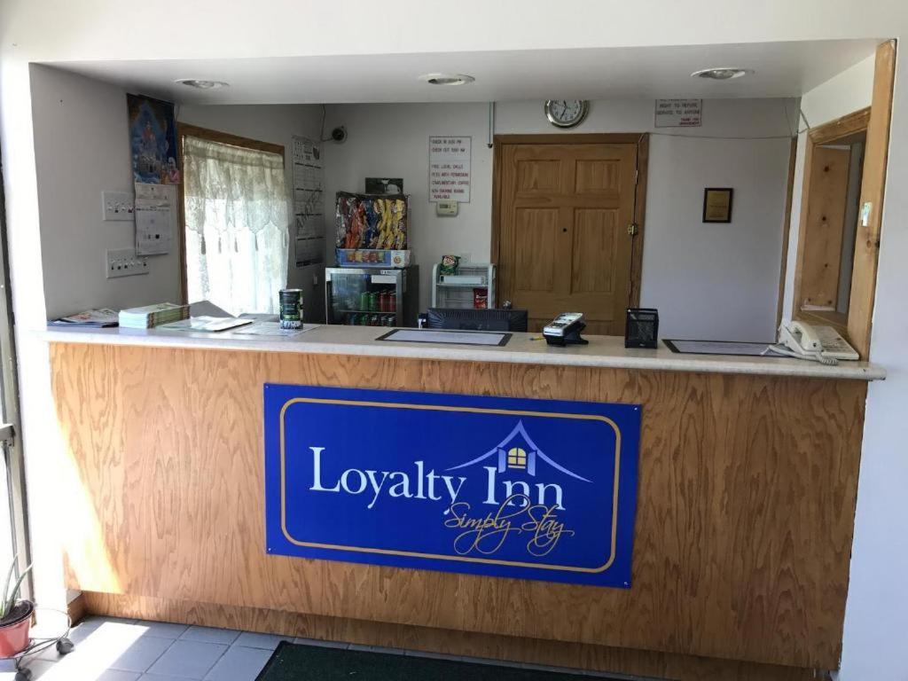 Loyalty Inn Maryville Exterior photo